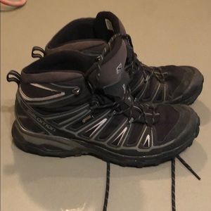 Salomon high top GORE TEX hiking boots